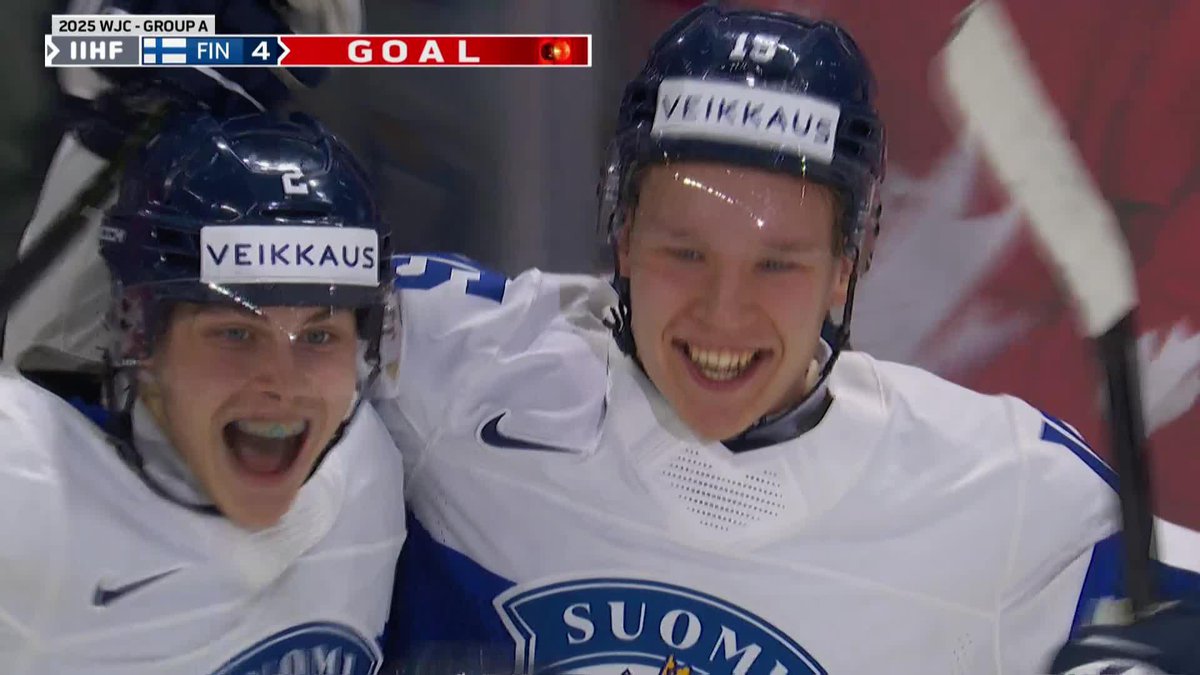 🚨Tuomas Uronen gets the job done in OT! 😜Another huge upset at the #WorldJuniors #IIHF #USAFIN Leijonat.fi