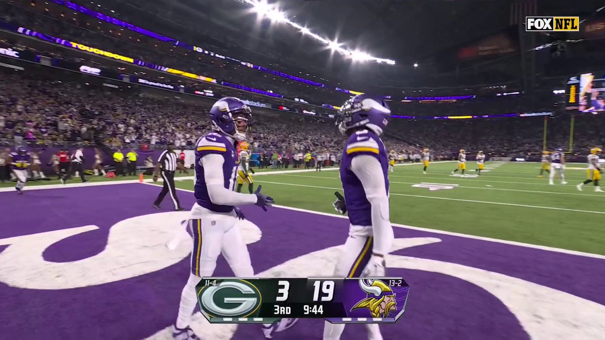 What a ball from Darnold to Addison for the touchdown! #Vikings now up 3 scores! #SKOL 📺: FOX