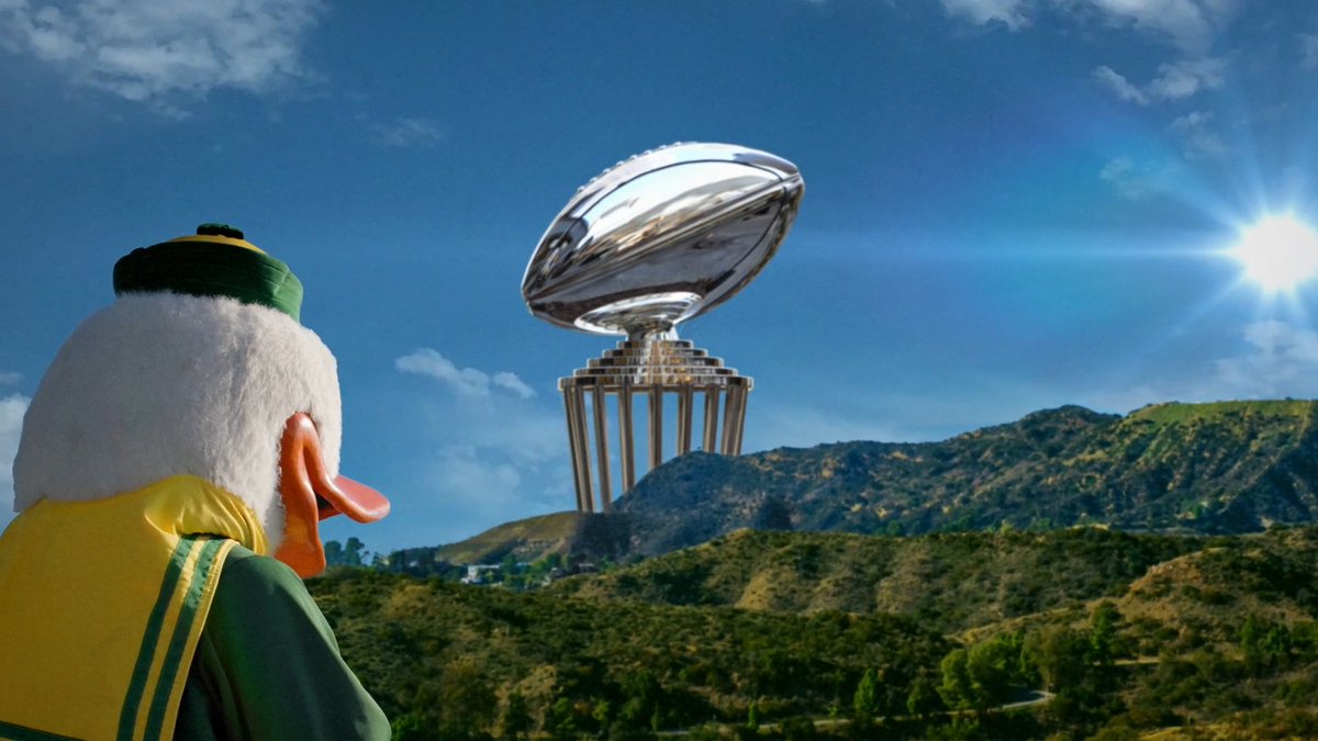 Let's bring the energy to Pasadena! 🦆🌹 #GoDucks