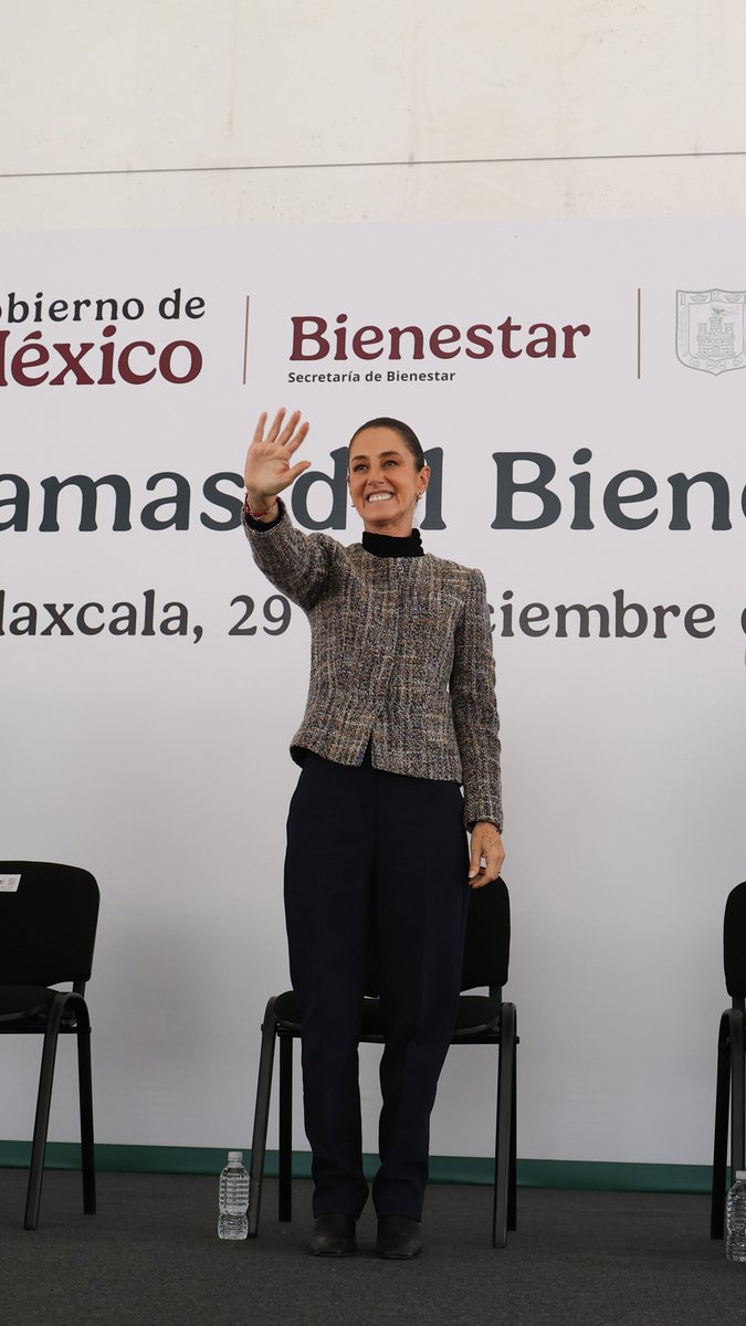 Hoy, 29 de diciembre, cerramos la primera gira de nuestro gobierno por las 32 entidades de la República. Somos gobierno de territorio, cercano a la gente. Le deseo felices fiestas al pueblo tlaxcalteca y lo mejor para el 2025. ¡Que viva la 4T! ¡Que viva el pueblo de México!