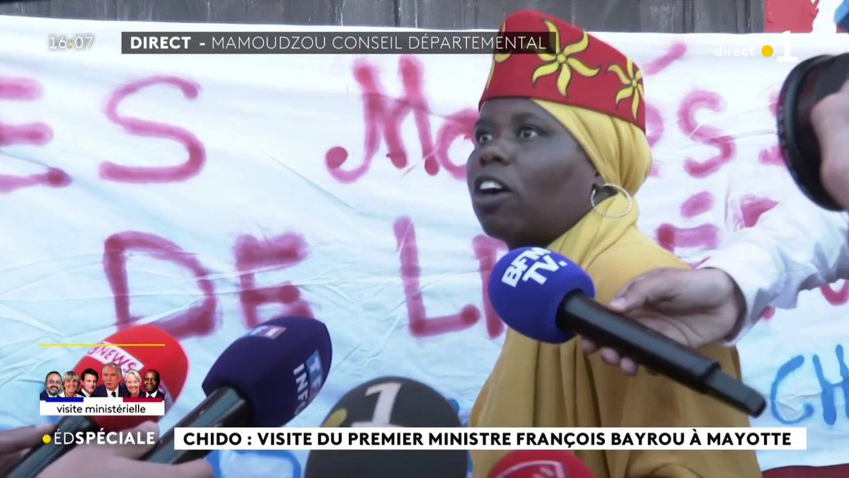🟡🗣 "Il y a des corps qui trainent encore dans les bidonvilles ! (...) On laisse mourir les gens, et après, on vient leur dire 'Vous avez de la chance d'être en France'..." : la colère monte chez les Mahorais qui déplorent le manque de réponse de l'État