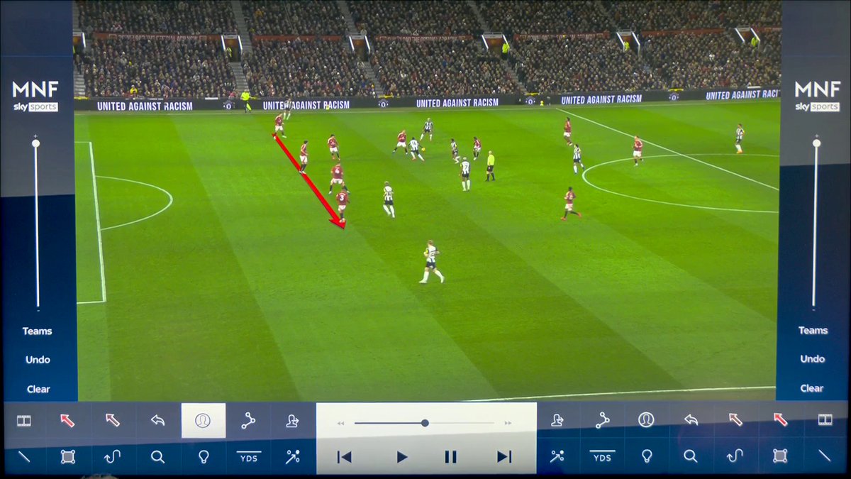 "That's on the manager!" 😬 Jamie Carragher on Ruben Amorim's decision to select Casemiro and Christian Eriksen in the midfield, and how it contributed to Newcastle's opener ⬇️
