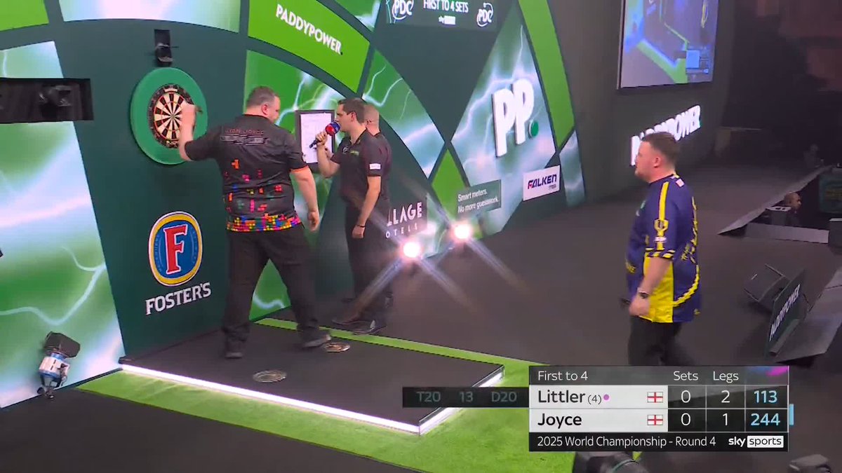 LITTLER TAKES THE LEAD! Solid start for Luke Littler as he takes the opening set against Ryan Joyce! 📺 #WCDarts | R4