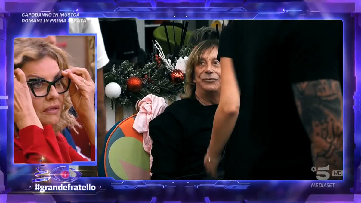 Lo scontro tra Eva e Stefania ha generato dei sospetti in alcuni inquilini… #GrandeFratello