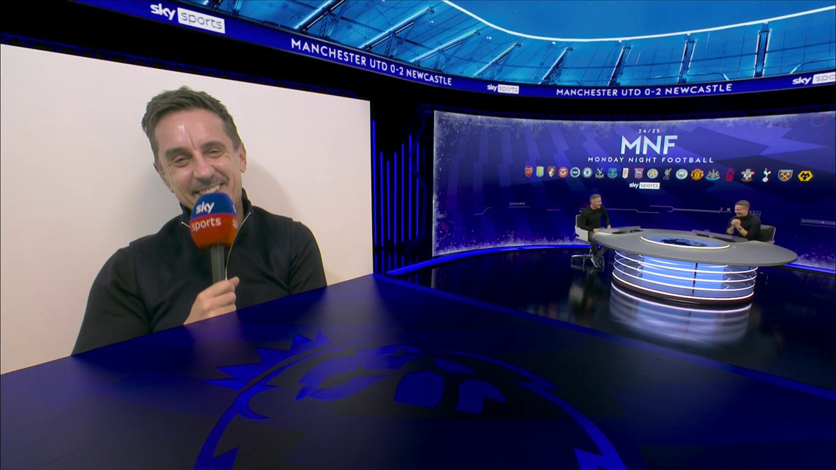 "Where did Carragher have Manchester United at the start of the season in his predictions?" 🤔 "Well it definitely wasn't above Liverpool!" 🤣