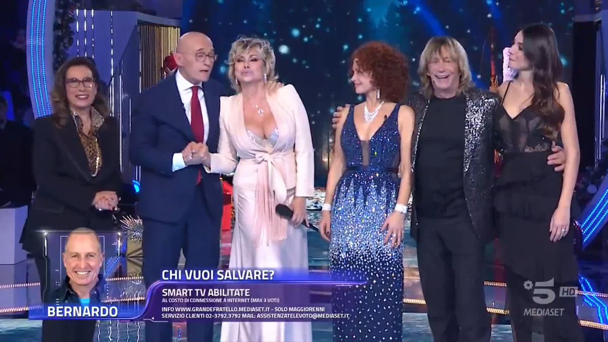 Grazie per aver seguito con noi questa puntata di #GrandeFratello su #Canale5: prossimo appuntamento? Martedì! ❤️ Nel frattempo su Mediaset Extra, Mediaset Infinity, sul nostro sito e su tutti i social potrete continuare a vivere la Casa! Buonanotte! ✨