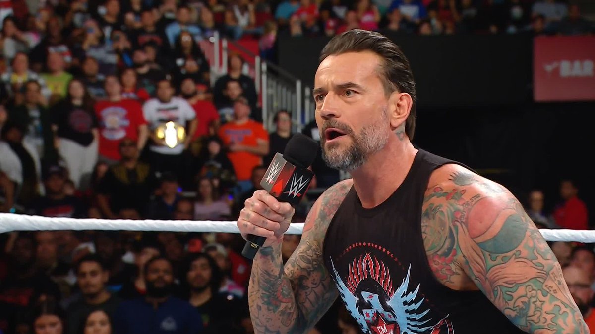 Who won that war of words on the microphone tonight on #WWERaw?!