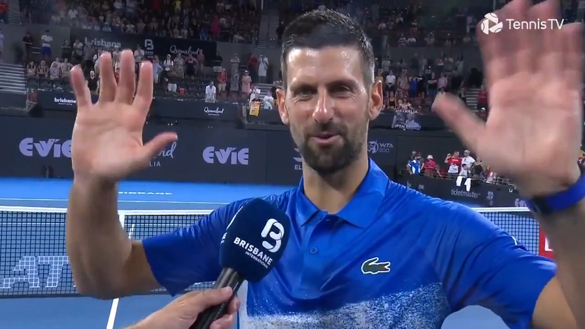 Words of wisdom from Novak Djokovic to coach Andy Murray 😅⛷️ Brisbane International | #BrisbaneTennis