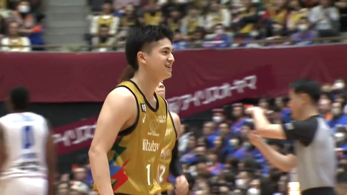 インカレMVP #米須玲音👑 デビュー2戦目とは思えぬ驚異の10アシスト👀 今季初の連勝で2024年を締めくくる✊ #川崎ブレイブサンダース🆚#茨城ロボッツ #りそなグループ #Bリーグ B1第15節|GAME2 見逃し視聴はこちら👇 #バスケットLIVE 配信中📡 B.LEAGUE(Bリーグ) 川崎ブレイブサンダース⚡️川崎からバスケの未来を⚡️