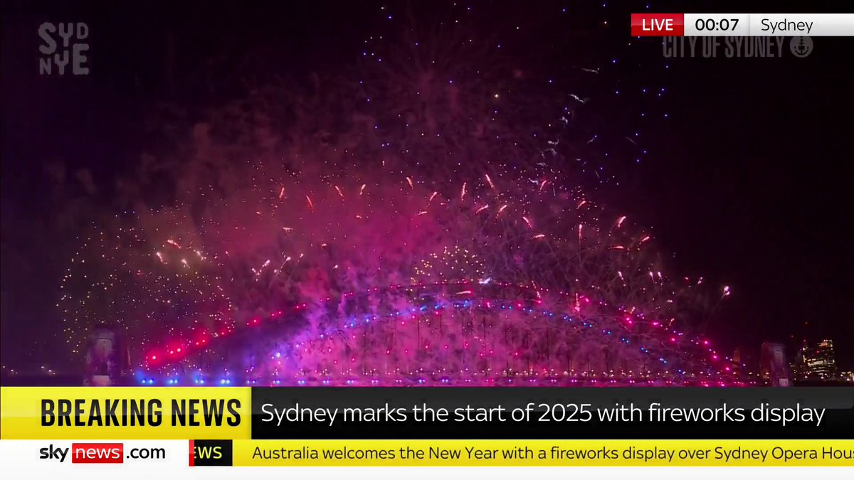 Happy New Year Australia! 🎉 2025 has officially started down under, with Sydney saying hello to the new year with a stunning firework display above the Sydney Harbor Bridge as more than one million people watched below. 🎆 📺 Sky 501 and YouTube