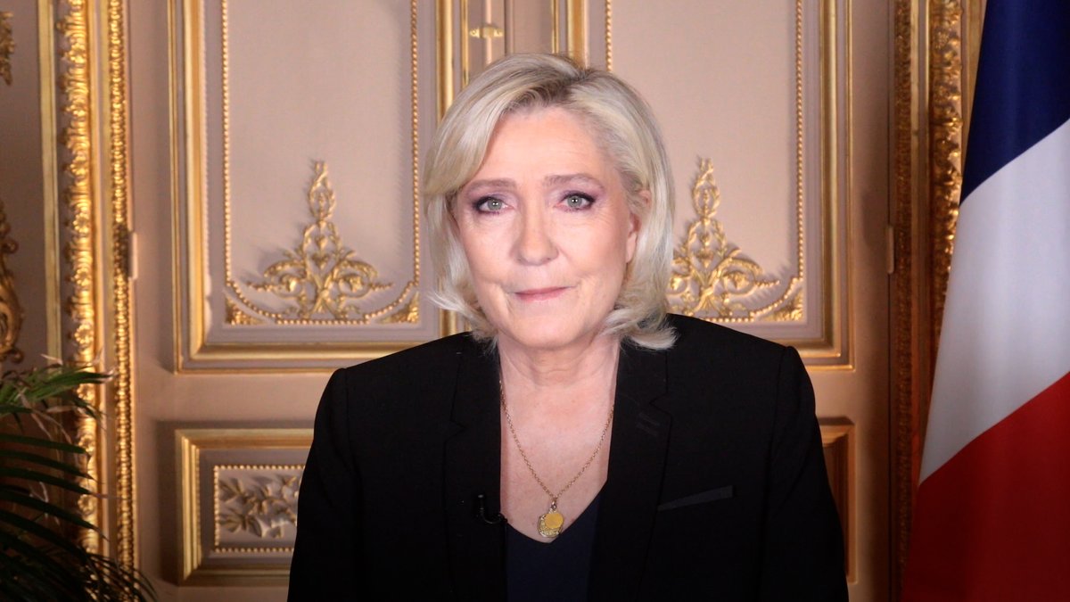 Un message à l'attention de nos compatriotes mahorais, un message de fraternité, d'amitié infinie et, je l'espère, un message d'espoir. Un message pour leur dire que nous les aimons et pour leur exprimer l'immense affection que nous leur portons !