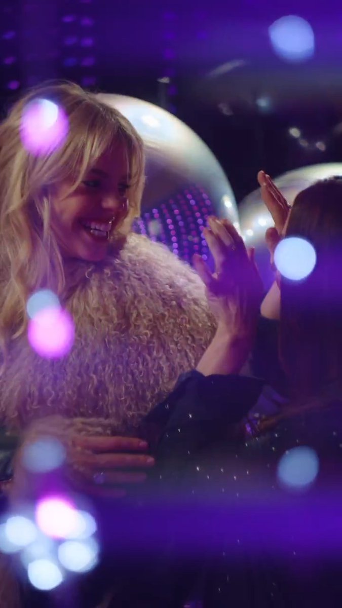 It's giving ✨ GNO ✨ Alanis Morissette RMJ Join the fun TONIGHT on #RockinEve at 8/7c on ABC!