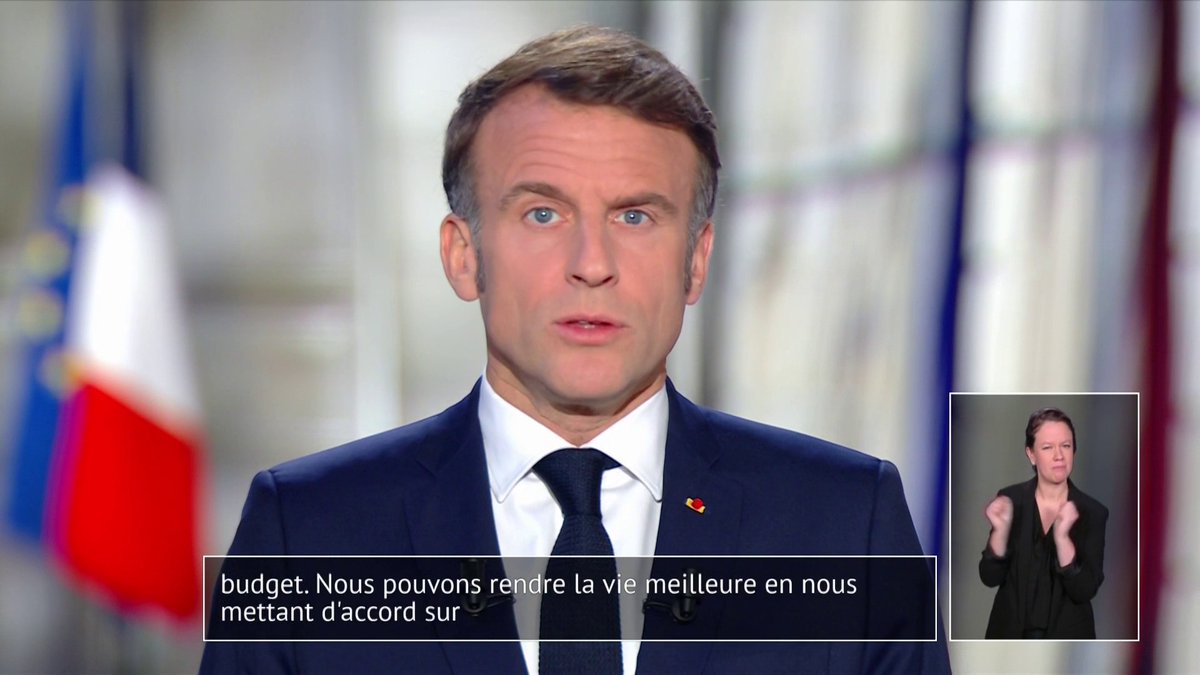 Emmanuel Macron : «Je souhaite que l'année qui s'ouvre soit celle du ressaisissement collectif», dans #HDPros2