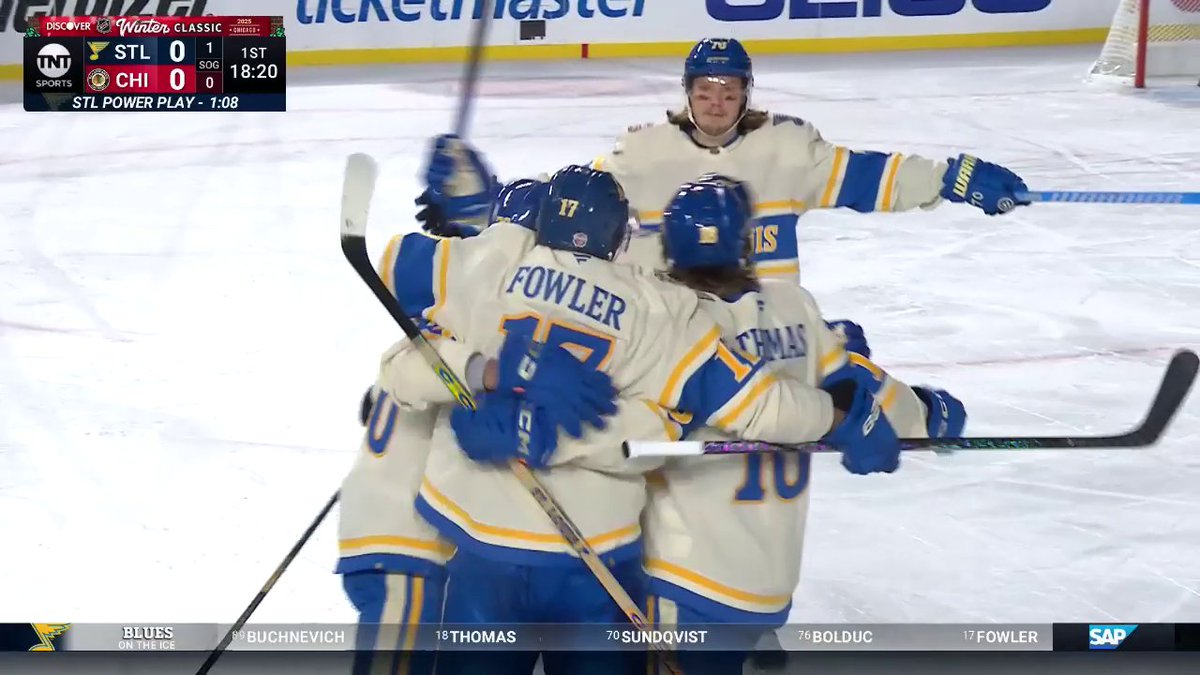 CAM FOWLER OPENS THE #WINTERCLASSIC SCORING IN HIS 1,000TH GAME 🤩 That's just storybook stuff right there 📖 🇺🇸: NHLonTNT &amp; HBO Max Sports ➡️ 🇨🇦: Sportsnet or stream on Sportsnet+ ➡️