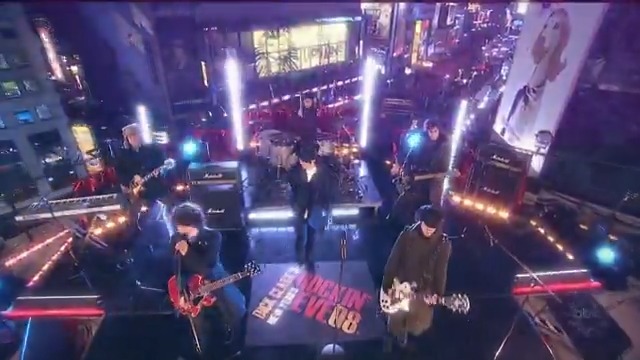 They've appeared together and solo on #RockinEve 8️⃣ times! Welcome back, Jonas Brothers 🎉