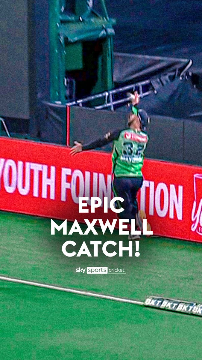 Melbourne Stars' Glenn Maxwell starting 2025 strong with a catch of the year contender already 💥