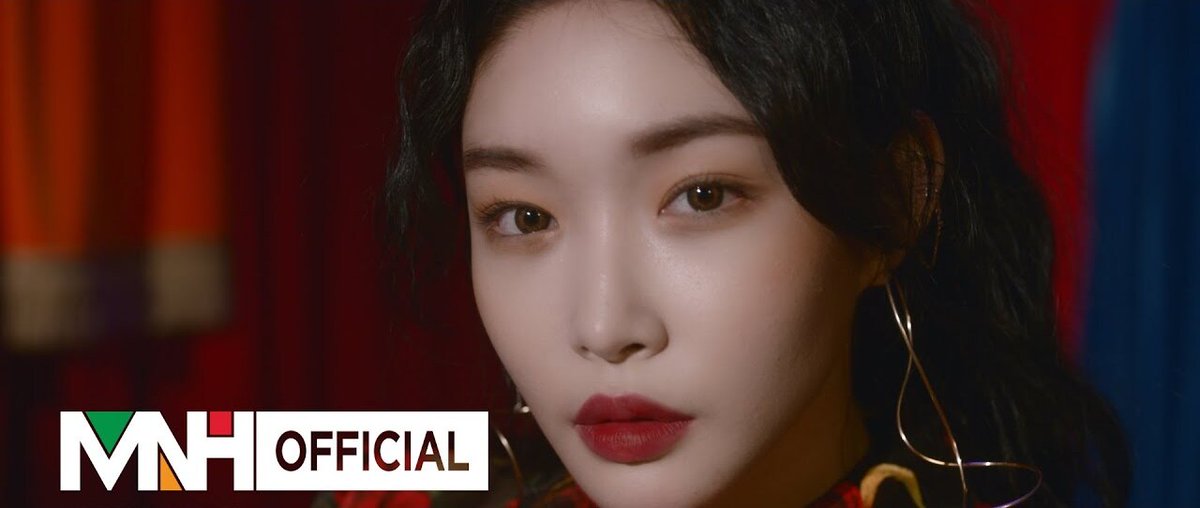 6 years ago today, CHUNG HA released her 2nd Single Album ‘XII’ with title track ‘Gotta Go’