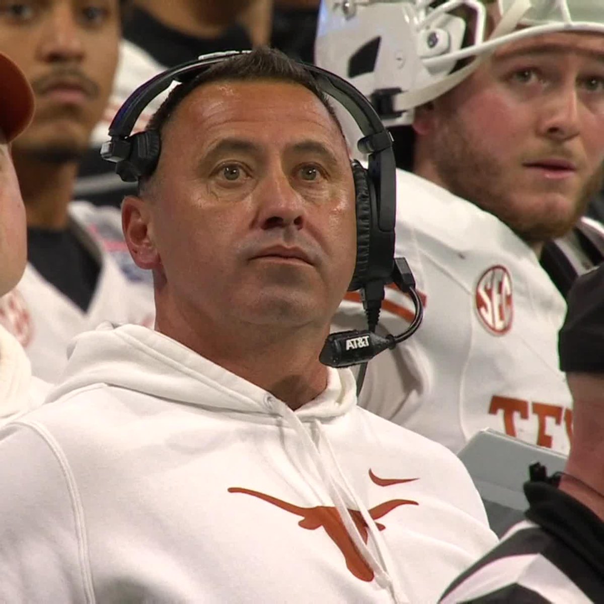 Coach Sark after Texas missed the FG 😰