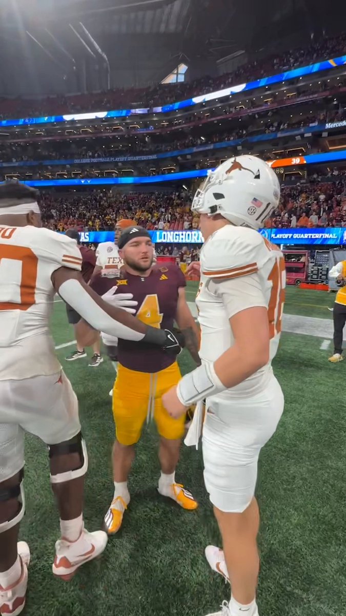 Arch Manning made sure to find Cam Skattebo after the game 🤝