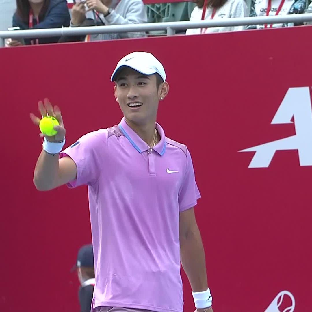 Fun and games at the net ๐
Shang & Martinez with quick hands in an entertaining exchange! #BOCHKTO
