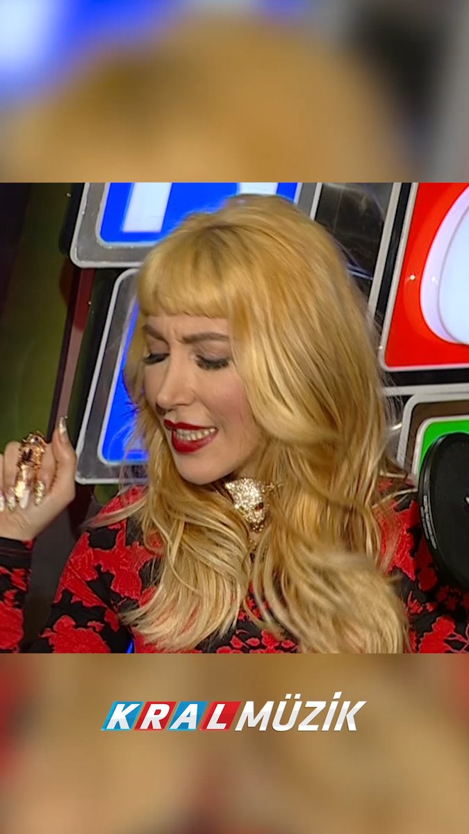 Söz-Müzik: Sezen Aksu Fettah Can Alper Narman Aranje: Erdem Kınay Vokal: Sıla Gençoğlu Klarnet: Hüsnü Şenlendirici Kadroya Bak Hala ve hala Hande Yener in en güzel slow şarkısıdır