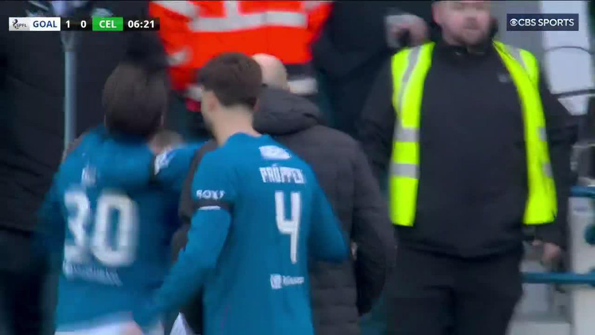 Ianis Hagi delivers a brilliant strike for Rangers! 💥