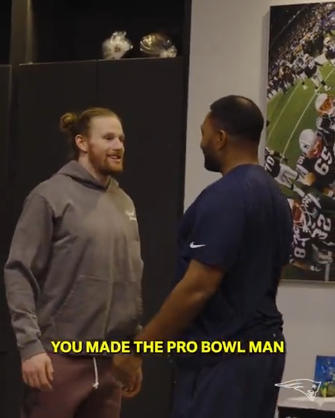 “You are the best at what you do.” The moment Brenden Schooler got the Pro Bowl news 🙌
