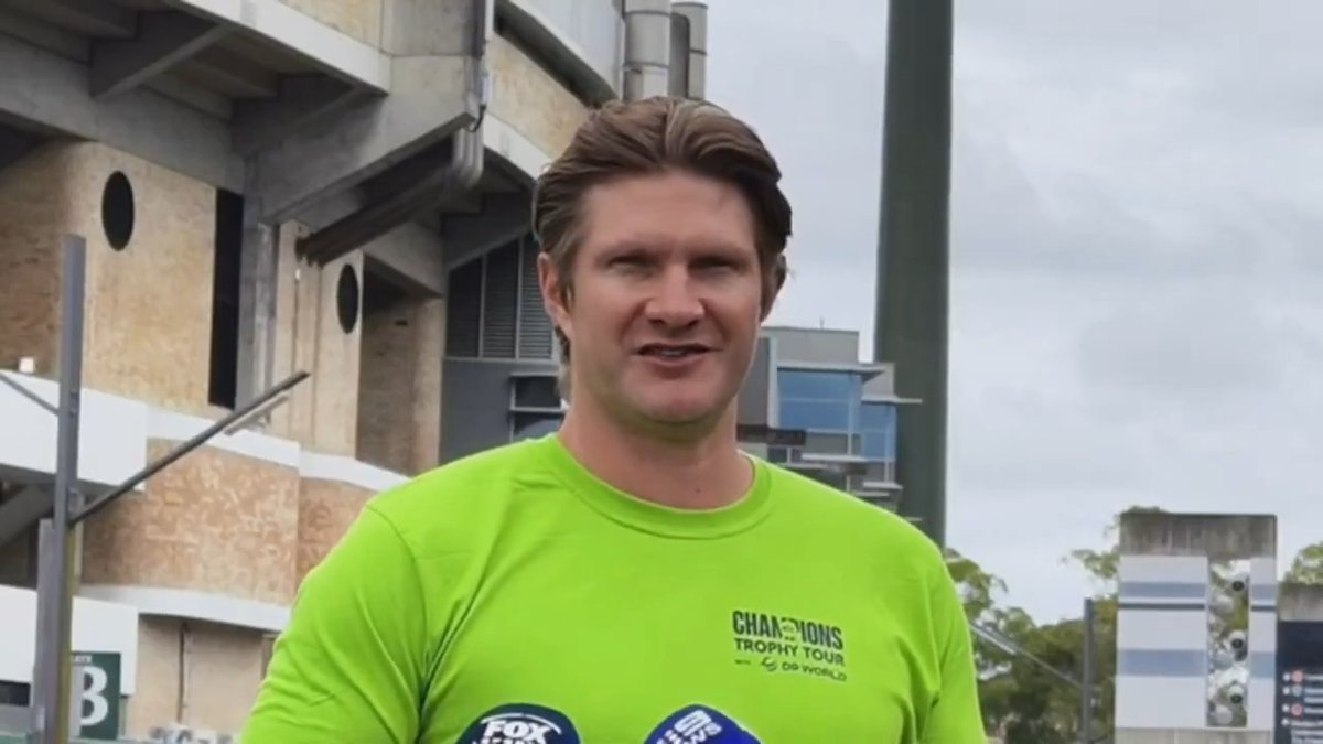 Shane Watson said "It's unfortunate that Team India isn't traveling to Pakistan for the Champions Trophy. Playing in Pakistan was one of the highlights of my career. To go to Pakistan and see the love they have for cricket was incredible" 🇵🇰🇮🇳💔💔