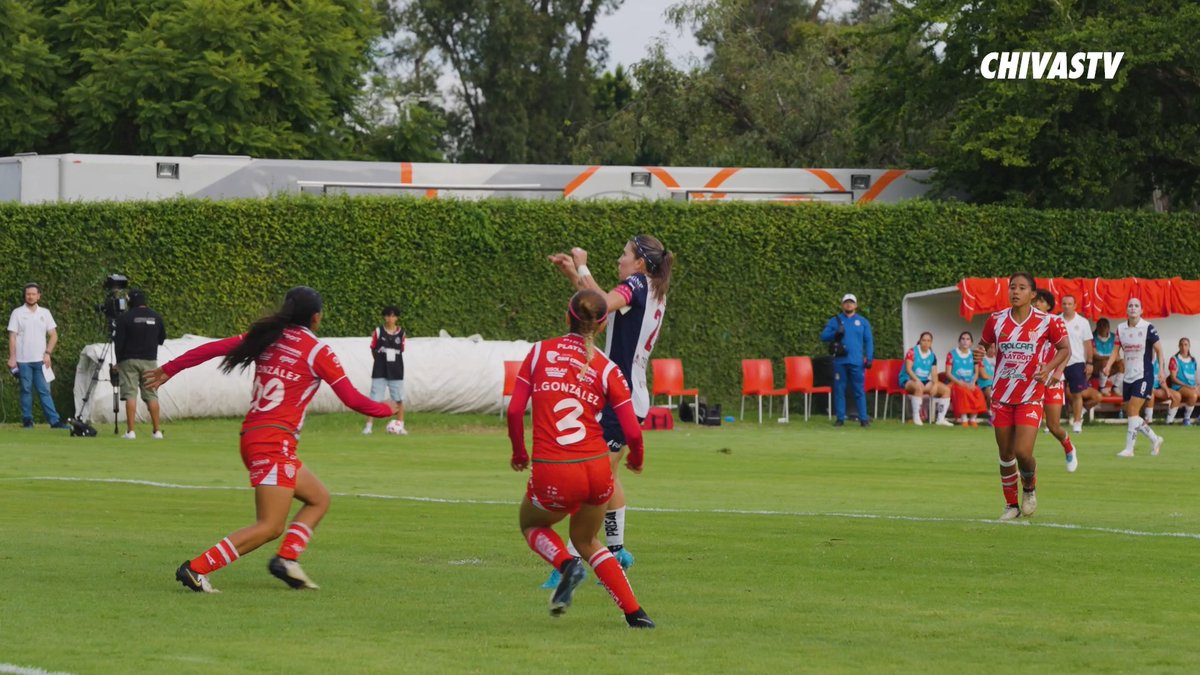 ⚽️ El gol con el que Amalia López se estrenaba en primera división 🔝 👀 Nada más y nada menos que contra Necaxa, nuestro primer rival del CL25 🔥 Así lo captó CHIVASTV ⬇️