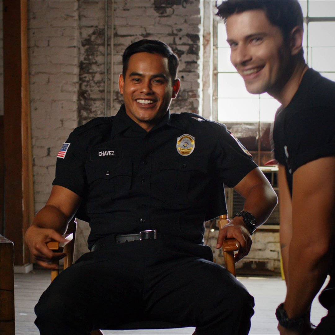 Anyone else having FOMO right now? #911LoneStar returns January 20. Stream anytime on Hulu!