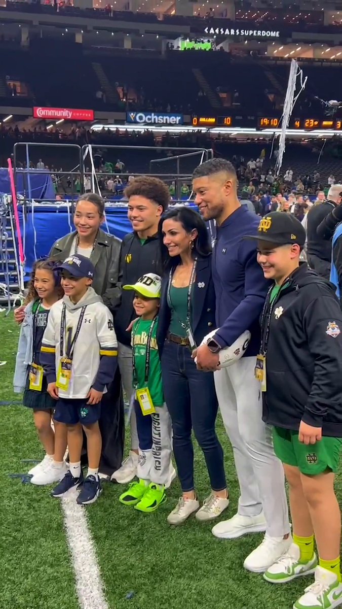 Marcus Freeman celebrating the win with his family ❤️