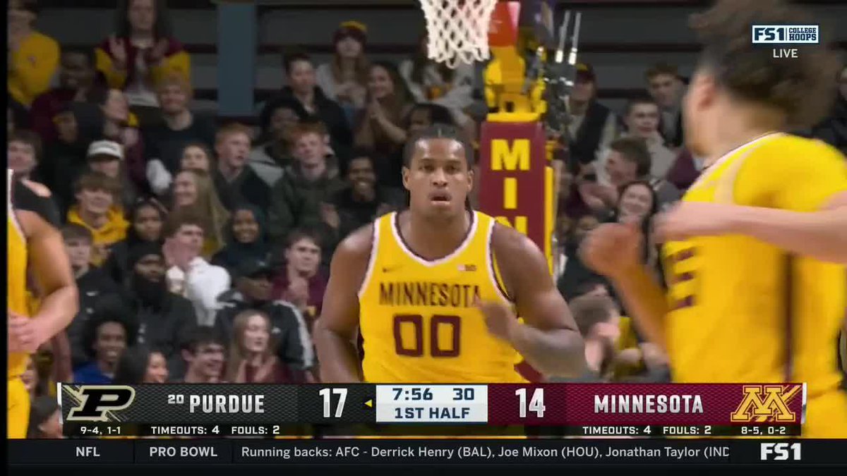 Frank Mitchell throws it down 💪 Minnesota Men's Basketball #B1GMBBall on FS1 📺