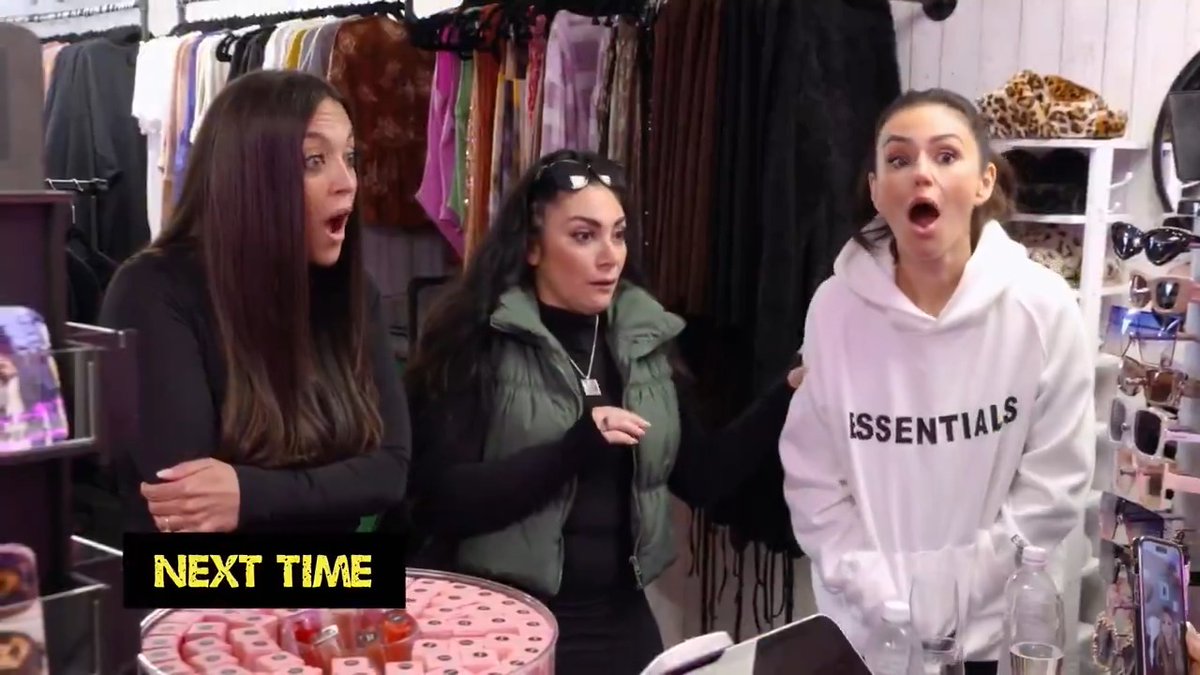on the next #JSFamilyVacation, everyone gets some answers 😱 see you next Jerzday 🫡