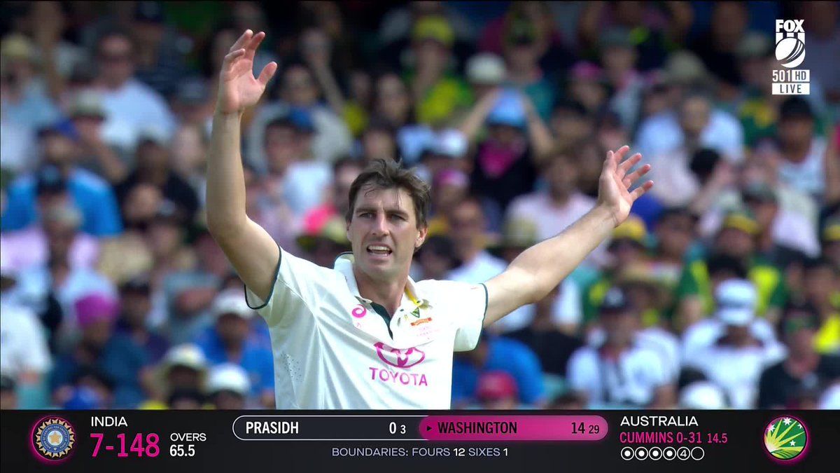 Washington Sundar departs for 14 after a successful review from Australia. 📺 Watch #AUSvIND LIVE on ch. 501 or stream on Kayo: ✍️ BLOG 🔢 MATCH CENTRE
