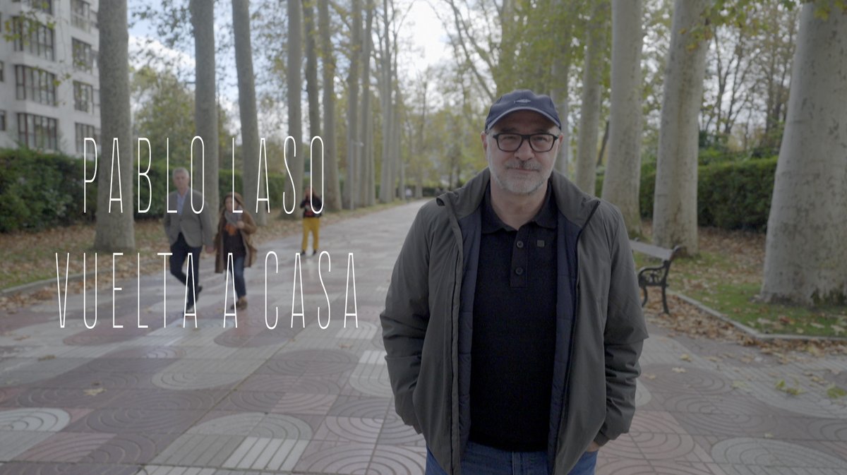 🎁 Este año, los 𝙍𝙚𝙮𝙚𝙨 𝙈𝙖𝙜𝙤𝙨 dejarán en #LigaEndesa el reencuentro de Pablo Laso con Real Madrid Basket en el Buesa Arena. Un Buesa que conoce muy bien como rival... y que disfruta ahora como anfitrión. PABLO LASO, a corazón abierto sobre su vuelta a Kosner Baskonia y a Vitoria.