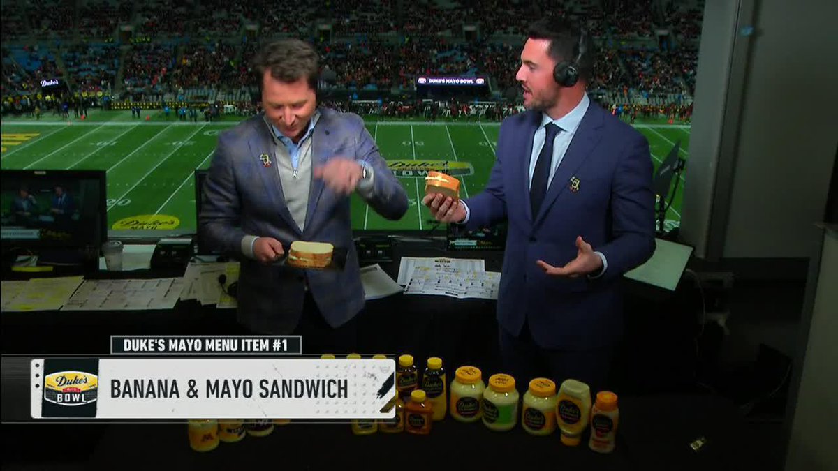 The Duke's Mayo Bowl is already off to a wild start 😭🥪