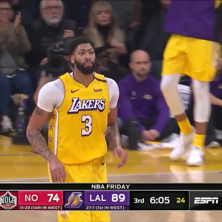 Look how Anthony Davis was moving in 2020 What did the Lakers dietician/conditioning coaches do to him 😢