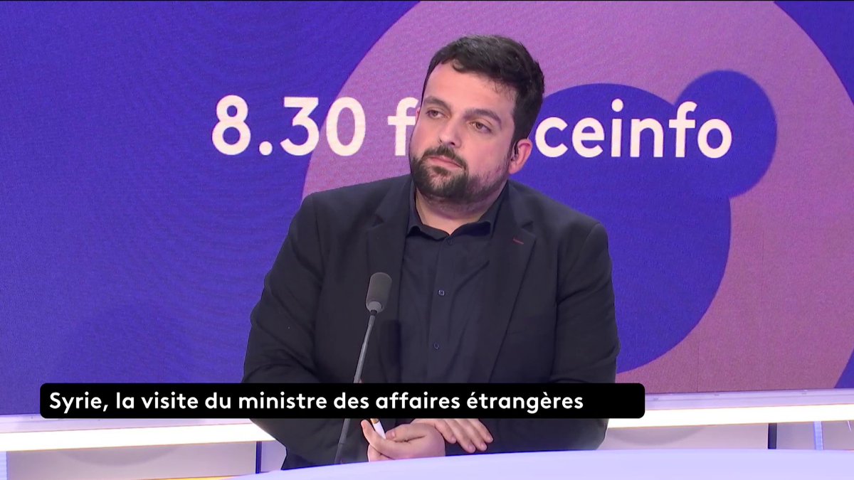 Emmanuel Macron envisage de procéder à des référendums : selon Alma Dufour, "ce n'est plus à lui de décider de ce dont les Français doivent parler. Ce sont les Français qui doivent décider ce qu'ils veulent trancher." Peut-être "le départ d'Emmanuel Macron" #8h30franceinfo