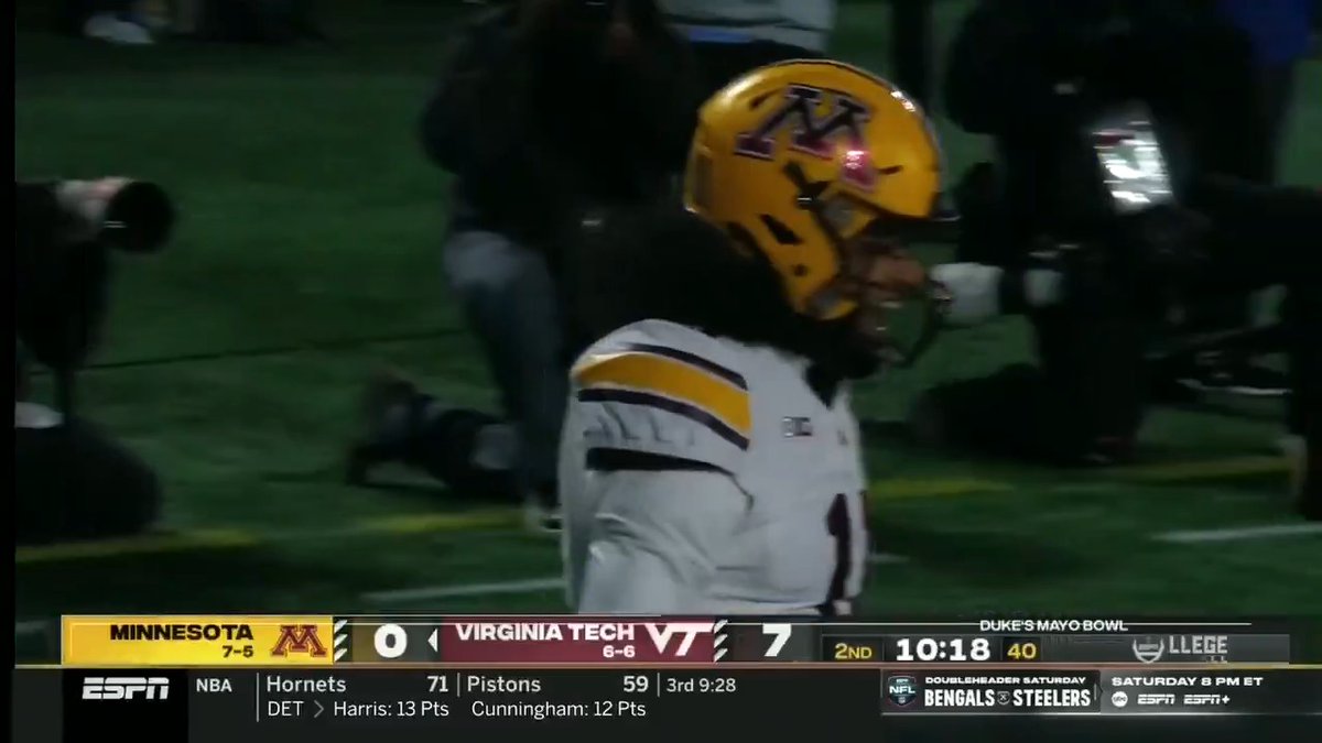 REC: 6 YDS: 81 TD: 2 Relive Elijah Spencer's Duke's Mayo Bowl MVP performance in Minnesota Football's 24-10 win over Virginia Tech 💥 #B1GFootball x Elijah Spencer