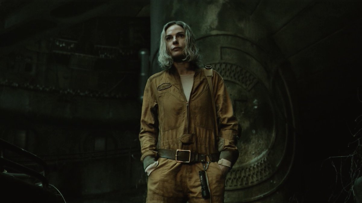 The hopes of all depend on the actions of one. #Silo Season 2 — Stream for free Jan 4-5.