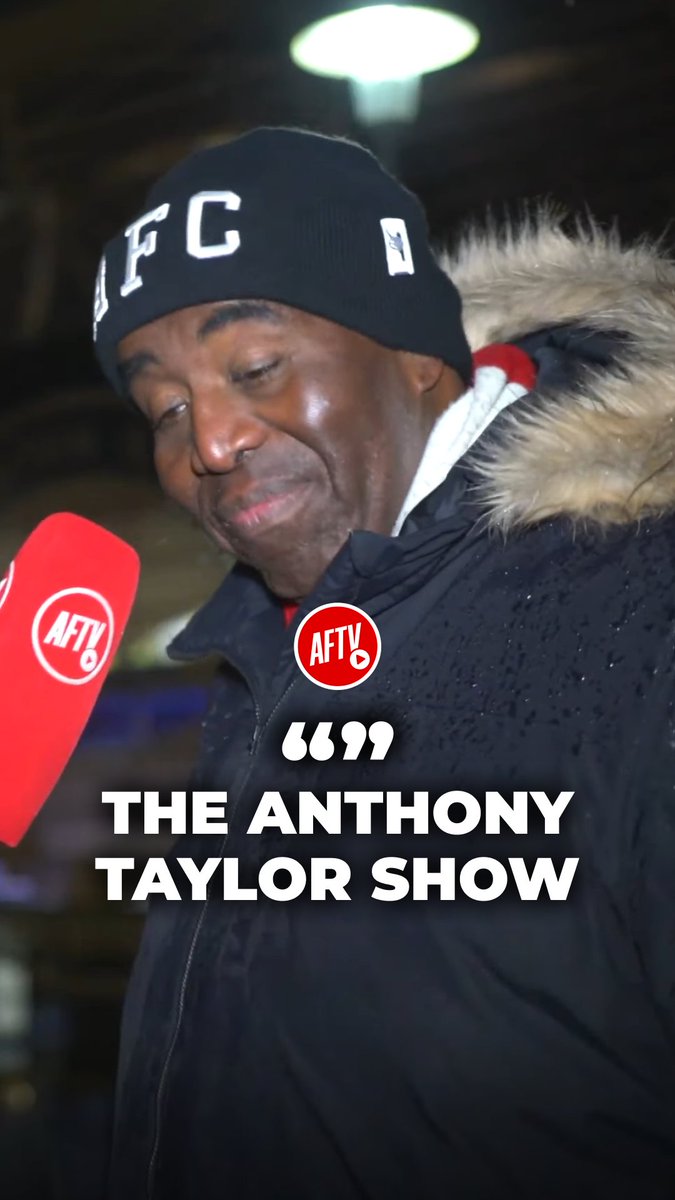 It was The Anthony Taylor Show tonight! 🙄 #FanCams