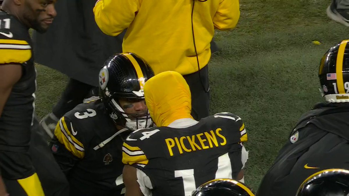 A night to forget for George Pickens: 1 Rec 6 Targets 3 Drops 0 Rec Yards