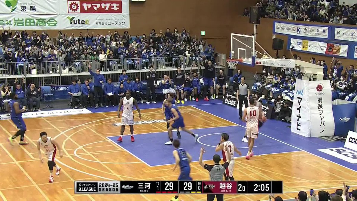 迷いなく打った#16 西田公陽の連続3Pシュート🏹1本目は兄・#19 西田優大からのアシスト🤝 2Q 残り1:41 三河 35-30 越谷 📡B.LEAGUE全試合見放題なのは「バスケットLIVE」だけ！ #シーホース三河 #超えていけ