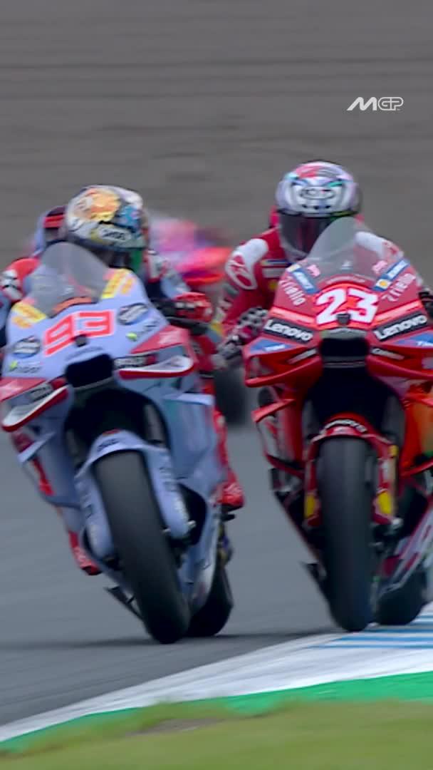 Yet another Enea Bastianini vs Marc Márquez podium tussle ⚔️ #JapaneseGP 🇯🇵 | #SeasonRecap