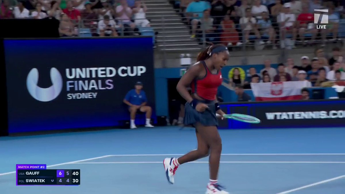 DIGGING up Ws ๐โ๏ธ๐บ๐ฒ Coco Gauff defeats Swiatek 6-4, 6-4 to put Team USA on the brink of the title! #UnitedCup