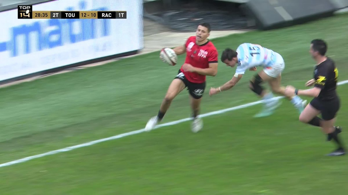 Toulon are building something special 🤩 This move has actually gone wrong as the ball flies over Garbisi’s head, but Leicester flattens Lancaster like its England in 1471 and the decision making is perfect from then on Racing chasing shadows.