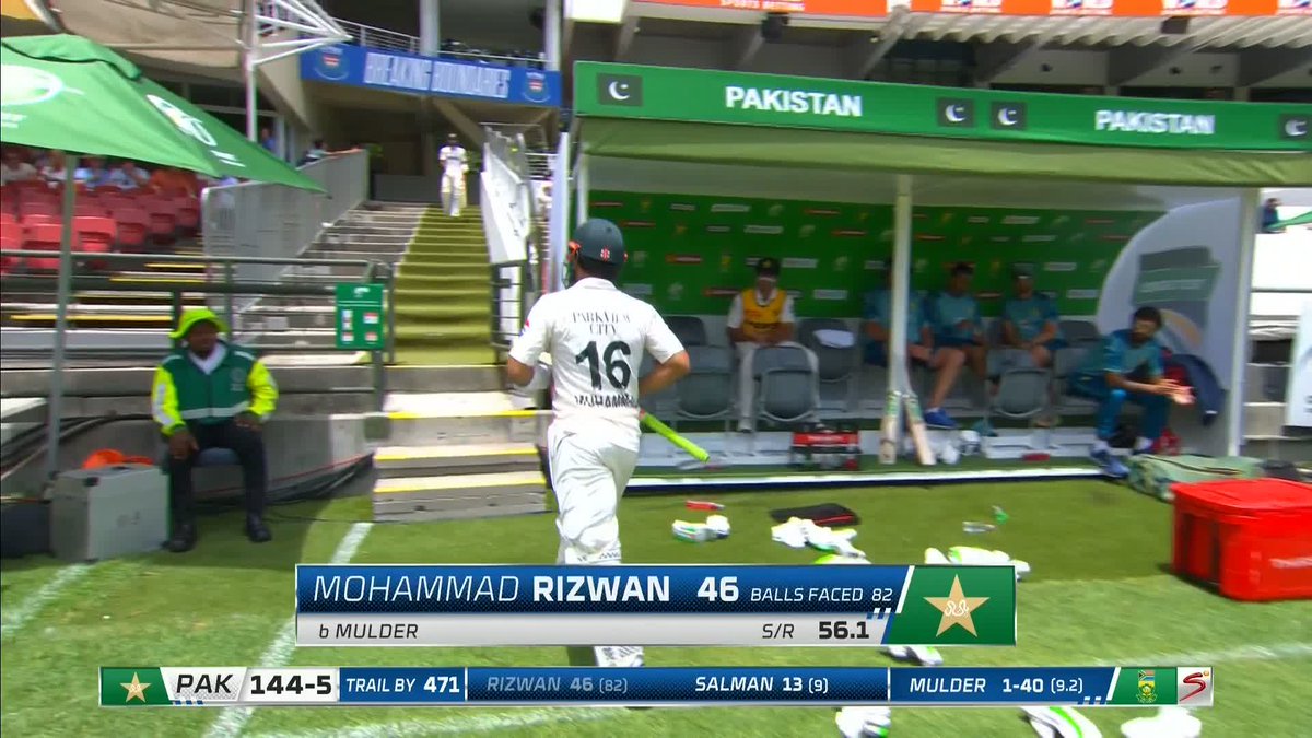 Rizwan is the next to walk 👀
