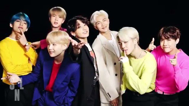 Baby army moots, do you guys know about this SNL intro of BWL era?