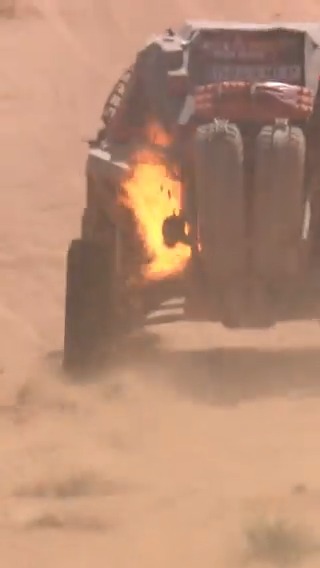 Apparently nothing to worry about... 🔥 #Dakar2025
