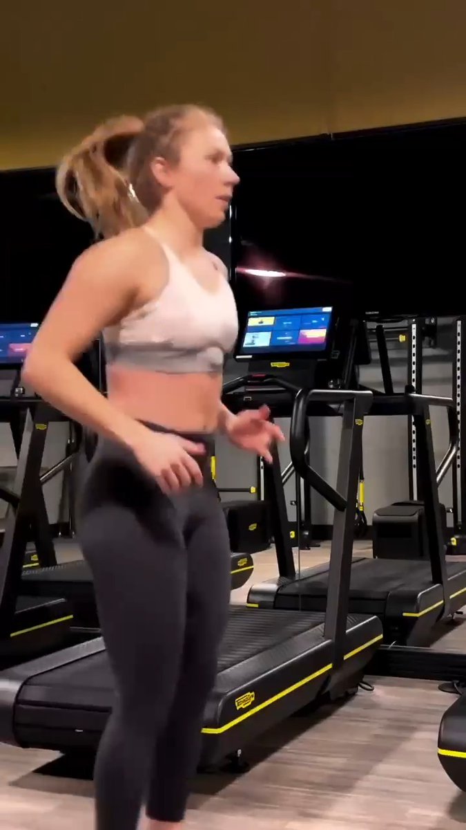 Mikaela Shiffrin's recovery routine is inspirational! 🎥 Mikaela Shiffrin ⛷️